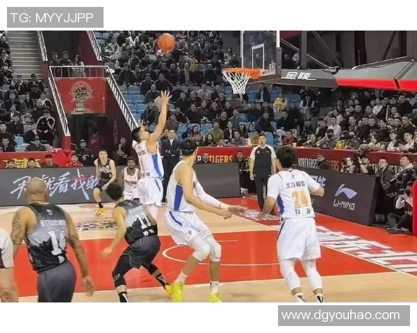 CBA精彩对决北京队与吉林队比赛录像回放全程回顾与精彩瞬间分析